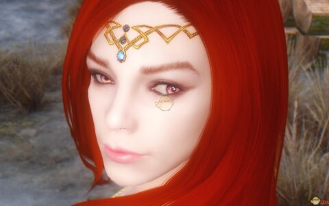 《上古卷轴5：天际重制版》MOD|Synthya红发吸血鬼女性随从|